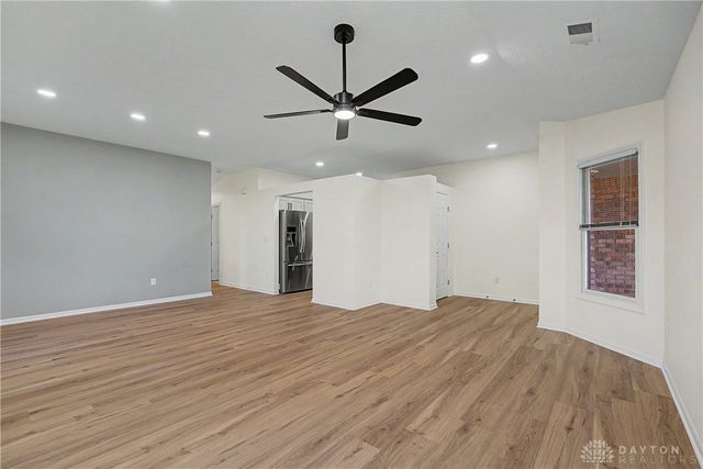 1131 Castleton Court, Miamisburg, OH 45342
