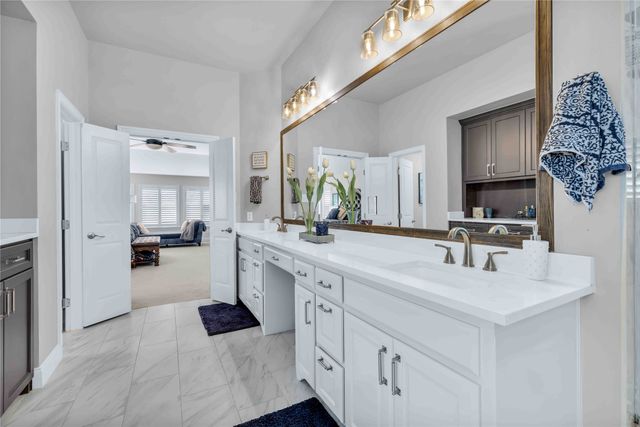 2217 Landoine Lane, Lewisville, TX 75056