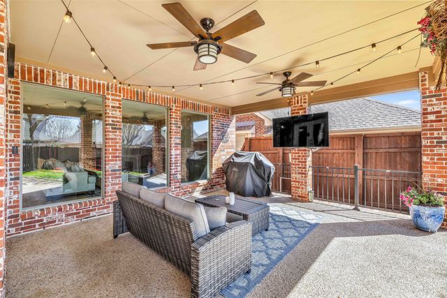 2217 Landoine Lane, Lewisville, TX 75056