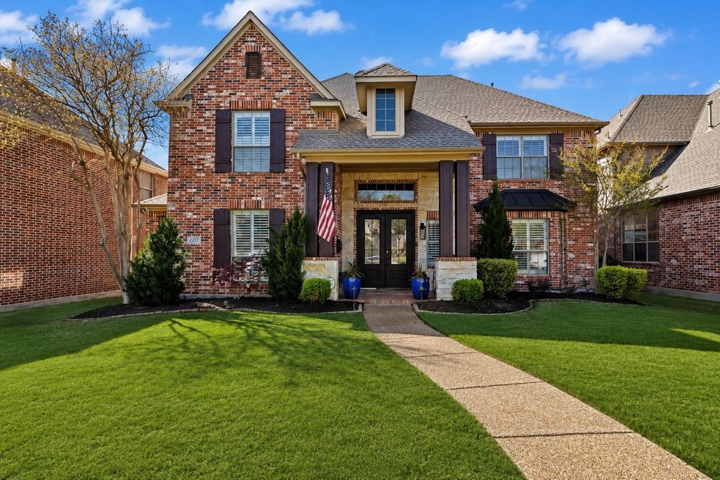 2217 Landoine Lane, Lewisville, TX 75056