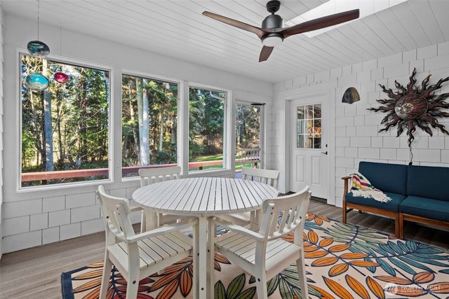 5455 No Name Road, Anacortes, WA 98221