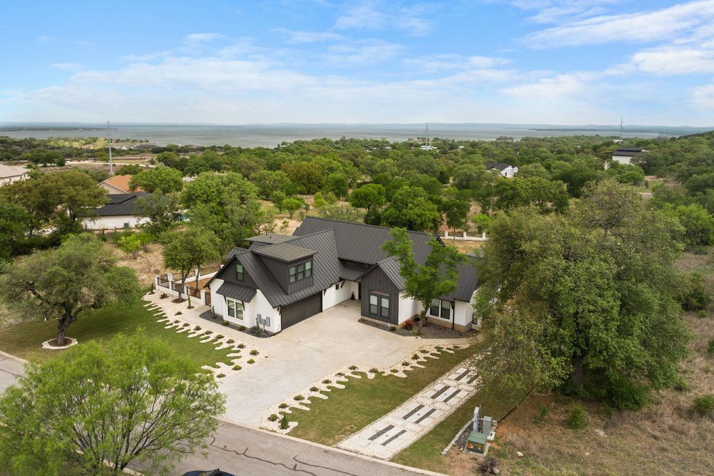 143 Keystone RDG, Buchanan Dam, TX 78609