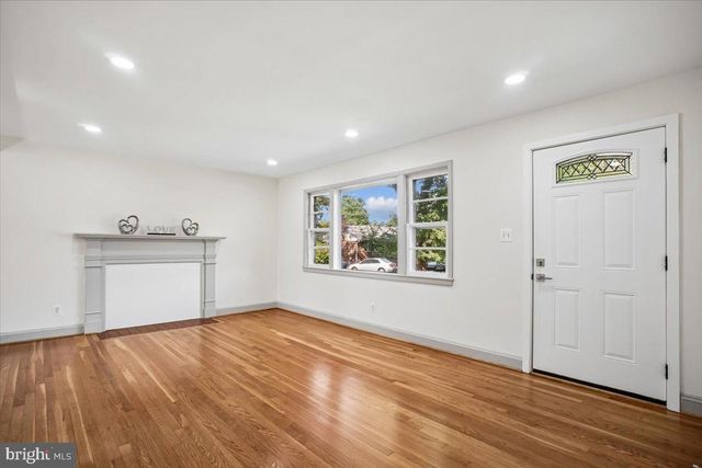 3227 SHERRY CT, Falls Church, VA 22042