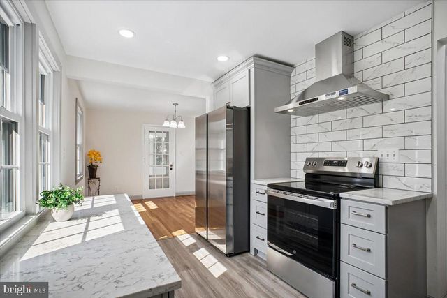 3227 SHERRY CT, Falls Church, VA 22042