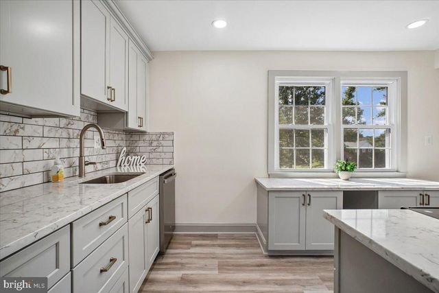 3227 SHERRY CT, Falls Church, VA 22042