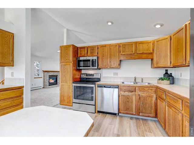 4609 Mountain View Ct, Loveland, CO 80537