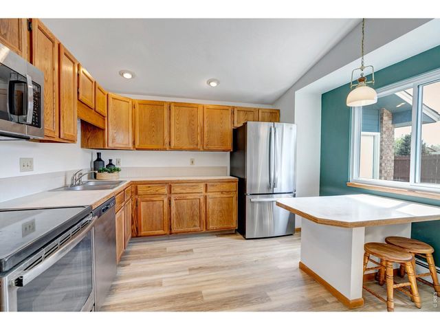 4609 Mountain View Ct, Loveland, CO 80537