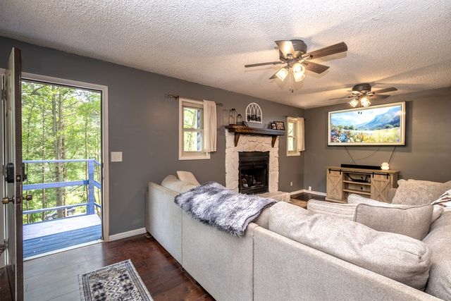 1214 Marrestop Road, Murphy, NC 28906