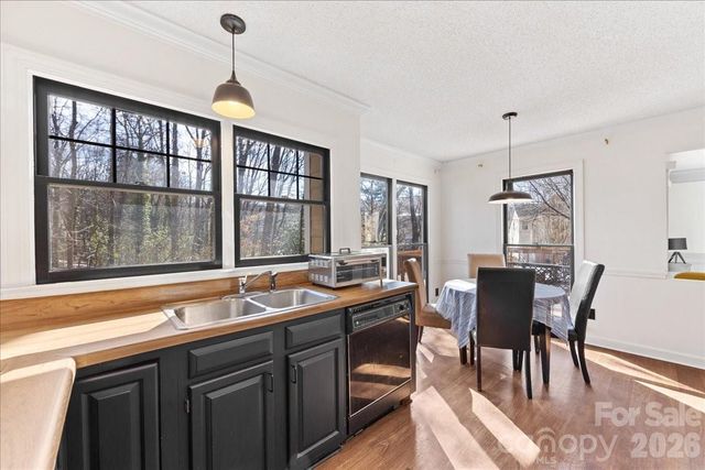 4107 Brownes Ferry Road, Charlotte, NC 28269