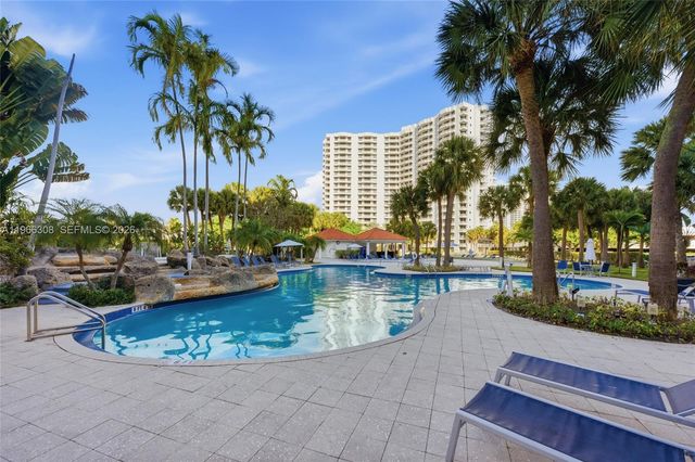 3300 NE 191st St 714, Aventura, FL 33180