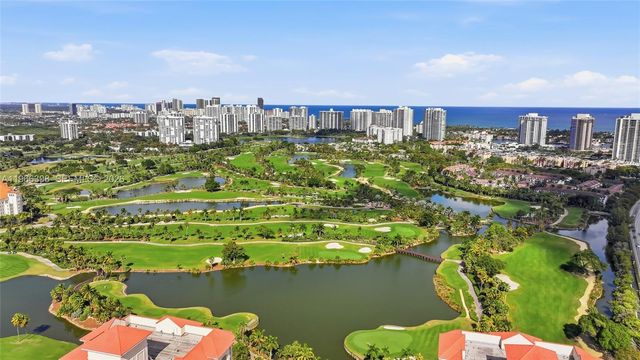 3300 NE 191st St 714, Aventura, FL 33180