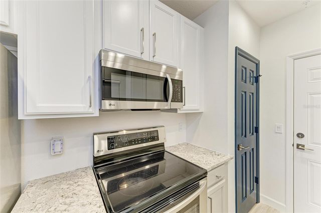 4023 OVERTURE CIRCLE 318, Bradenton, FL 34209