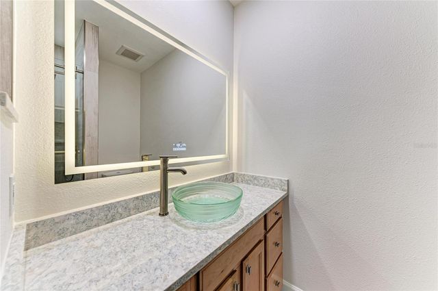 4023 OVERTURE CIRCLE 318, Bradenton, FL 34209