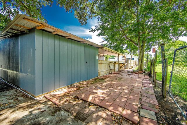 145 143rd Street, Galliano, LA 70354