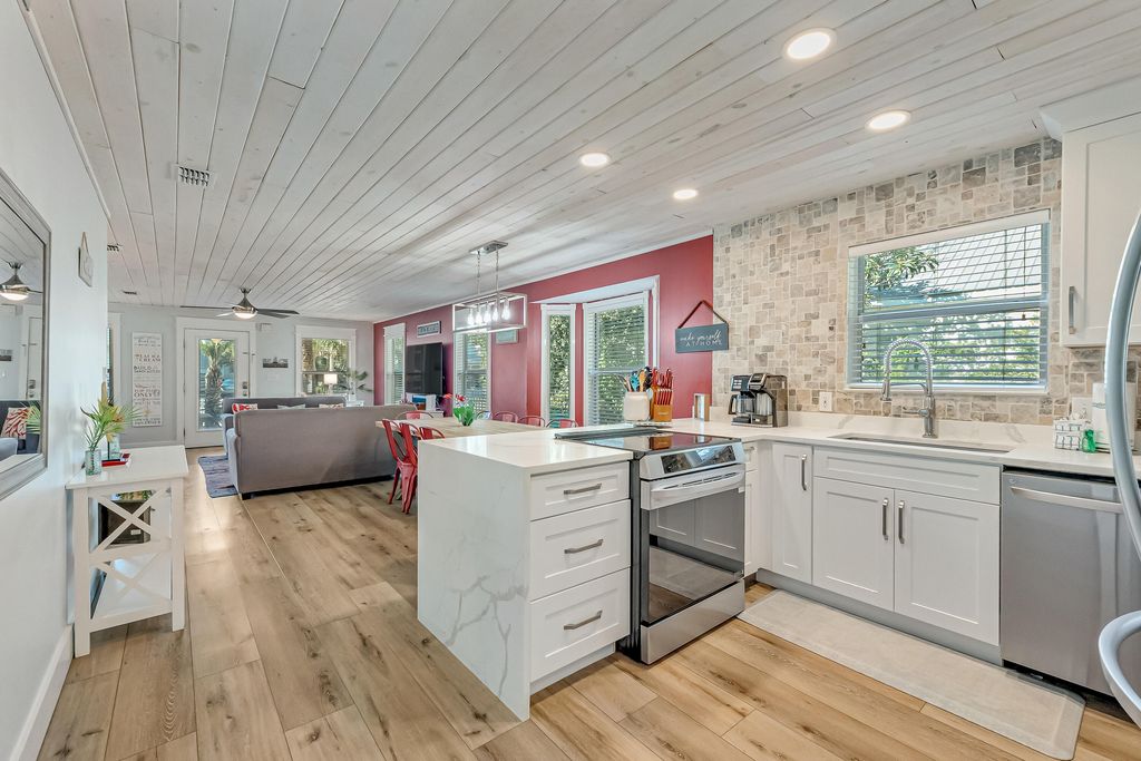 4507 Luke Avenue, Destin, FL 32541