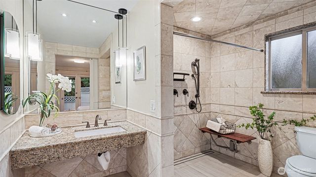 4717 149th Avenue SE, Bellevue, WA 98006