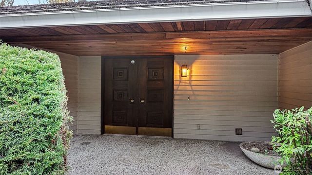 4717 149th Avenue SE, Bellevue, WA 98006