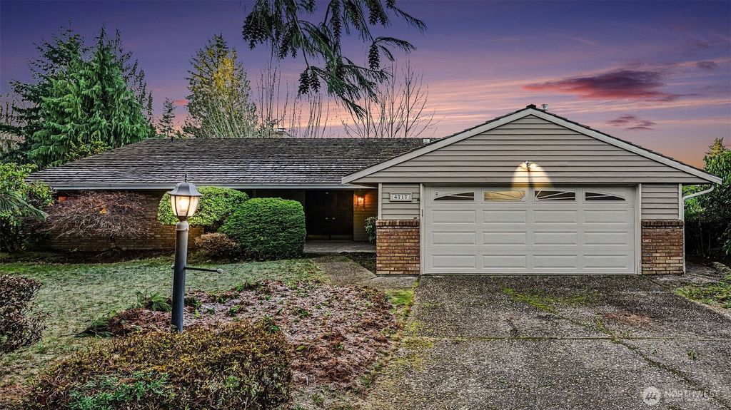 4717 149th Avenue SE, Bellevue, WA 98006
