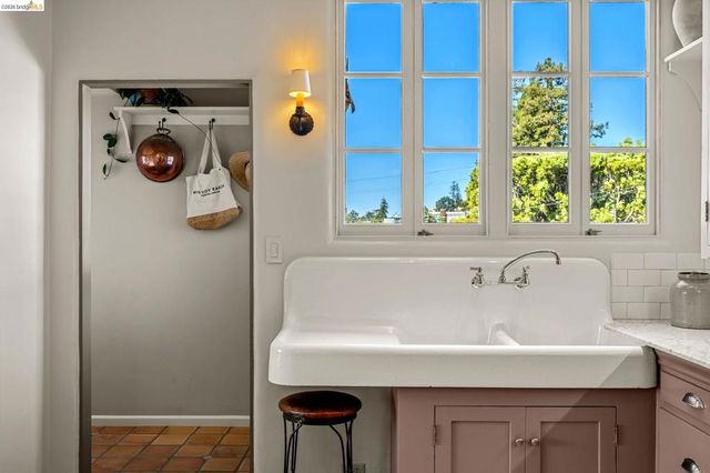 1004 Cragmont Avenue, Berkeley, CA 94708