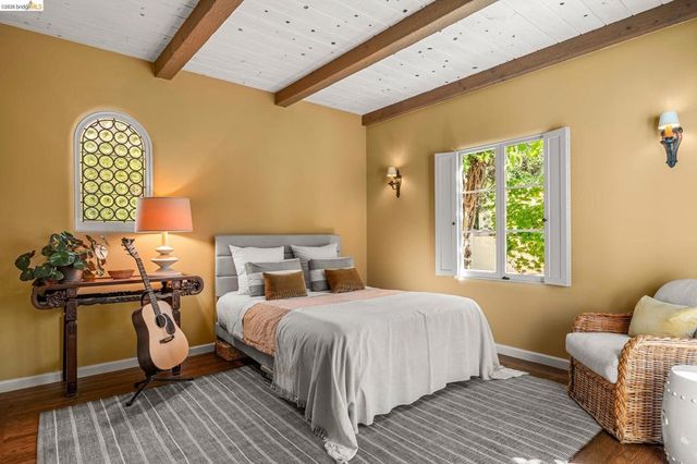 1004 Cragmont Avenue, Berkeley, CA 94708