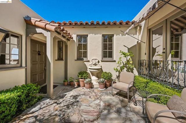 1004 Cragmont Avenue, Berkeley, CA 94708