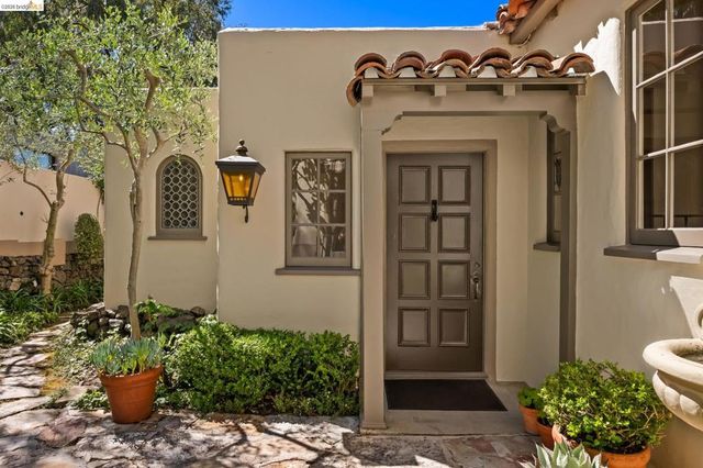 1004 Cragmont Avenue, Berkeley, CA 94708