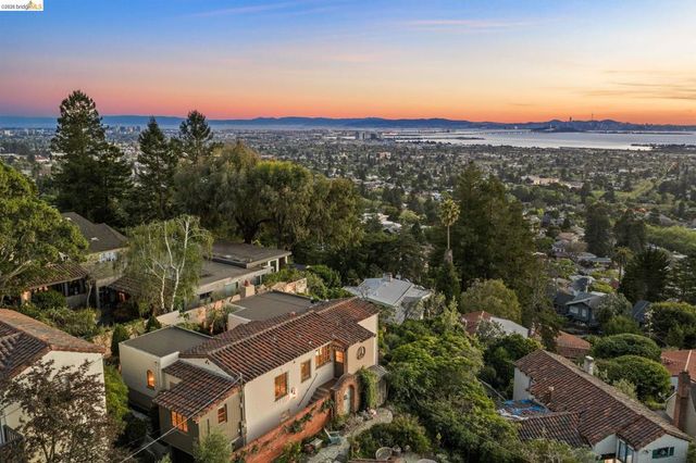 1004 Cragmont Avenue, Berkeley, CA 94708