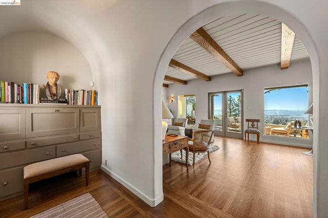 1004 Cragmont Avenue, Berkeley, CA 94708