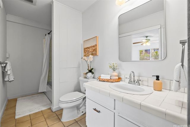 2325 Round Top Drive, Honolulu, HI 96822