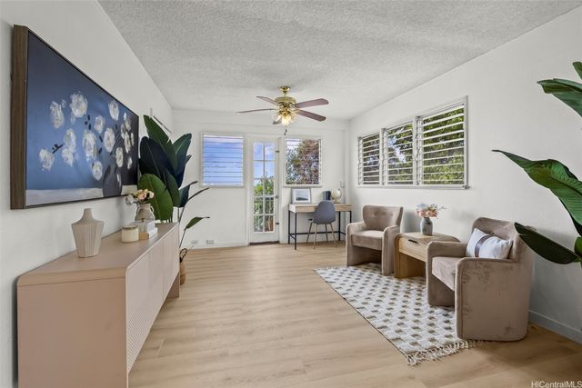 2325 Round Top Drive, Honolulu, HI 96822