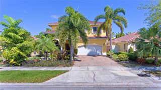 15217 SW 36th Ter, Miami, FL 33185