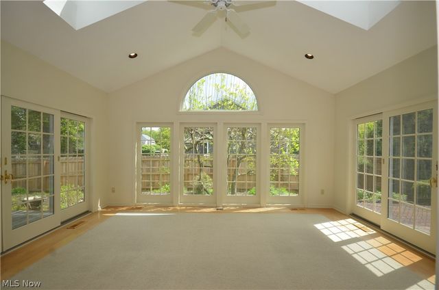 487 Dunbar Road, Tallmadge, OH 44278