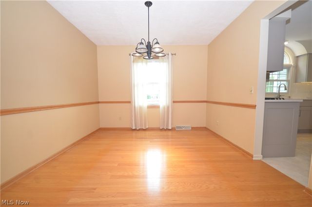 487 Dunbar Road, Tallmadge, OH 44278