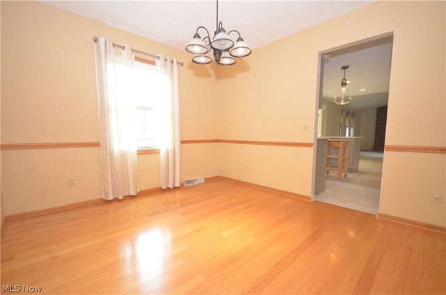 487 Dunbar Road, Tallmadge, OH 44278
