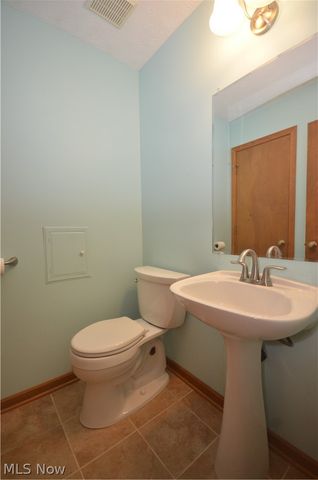 487 Dunbar Road, Tallmadge, OH 44278