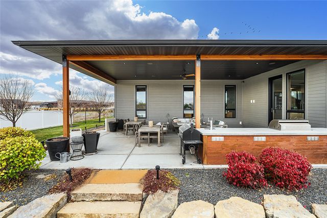 1039 Vineyard Way, Billings, MT 59106