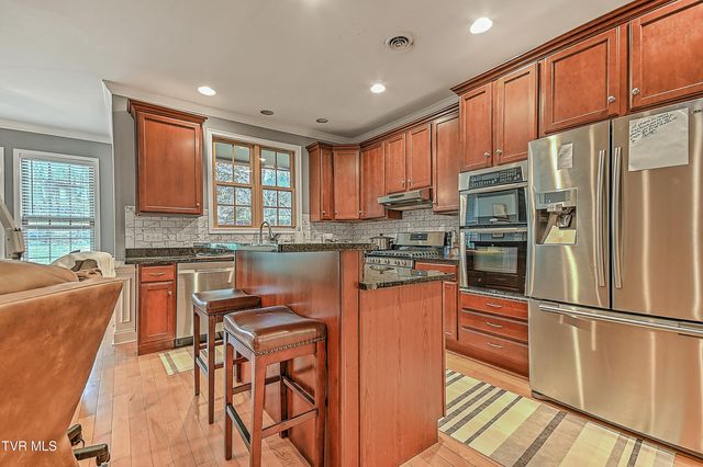 282 Dublin Road, Johnson City, TN 37615