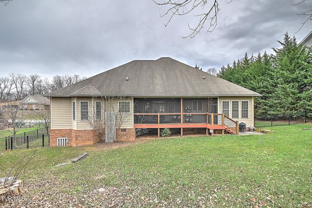 282 Dublin Road, Johnson City, TN 37615