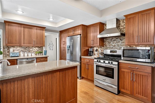 1422 Bella Vista, Redlands, CA 92373