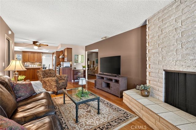 1422 Bella Vista, Redlands, CA 92373