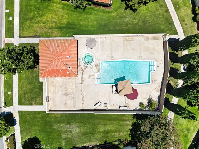 1422 Bella Vista, Redlands, CA 92373