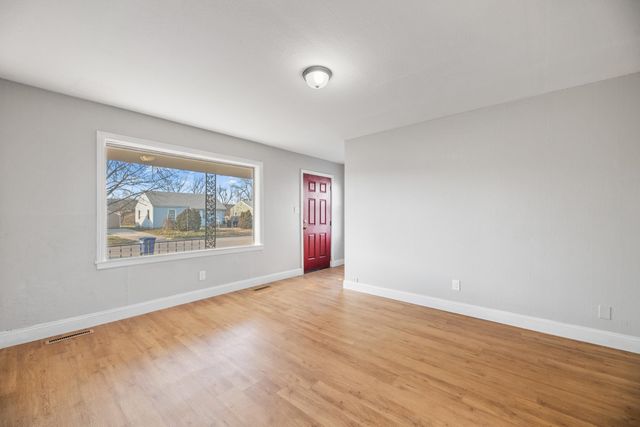 1316 N Pennsylvania Ave, Wichita, KS 67214