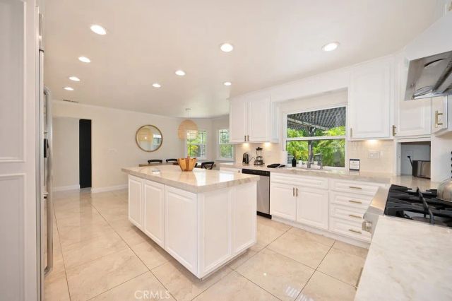 25570 Fuerte Road, Temecula, CA 92590