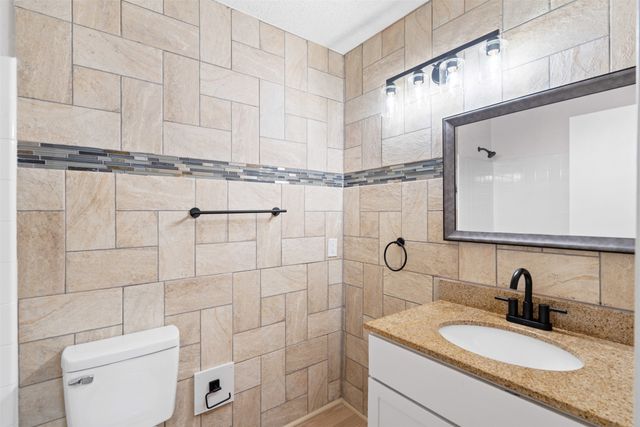 2423 Jewell Drive, Arlington, TX 76016