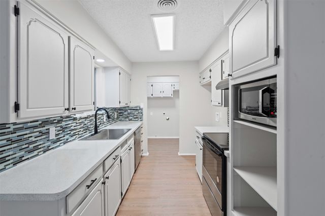 2423 Jewell Drive, Arlington, TX 76016