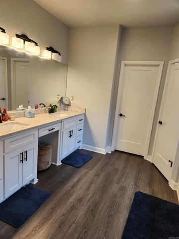 2508 Johnswood Village Drive, Bryan, AR 72022
