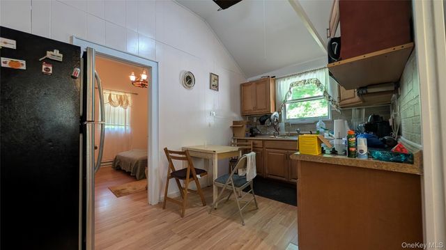 50 GLANHOPE Road 21, Hopewell Junction, NY 12533