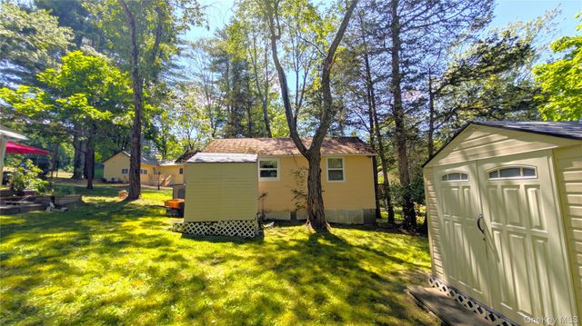 50 GLANHOPE Road 21, Hopewell Junction, NY 12533