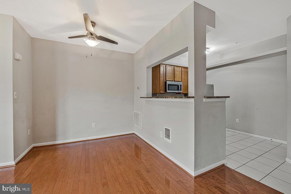 Image 14 of property listing at 1969 BUCKWHEAT CT, Odenton, MD 21113