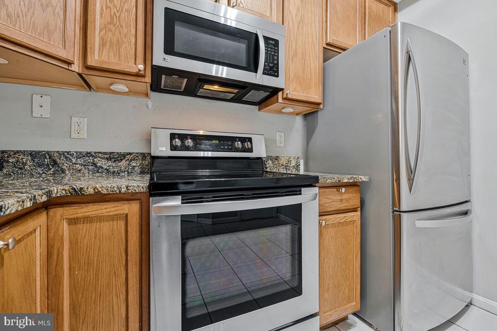 Image 22 of property listing at 1969 BUCKWHEAT CT, Odenton, MD 21113